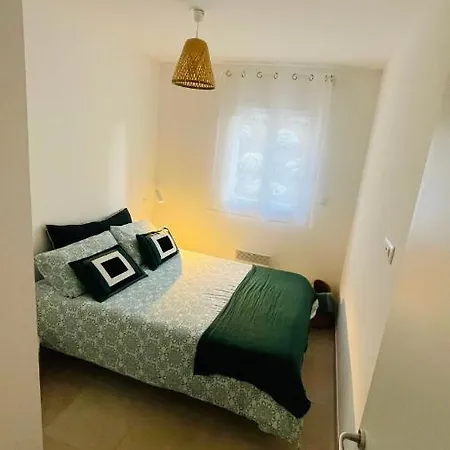 מלון דירות Charming, Very Cosy Ground Floor With Direct Access To The Beautiful Of Bravone , In Linguizitta Corsica *